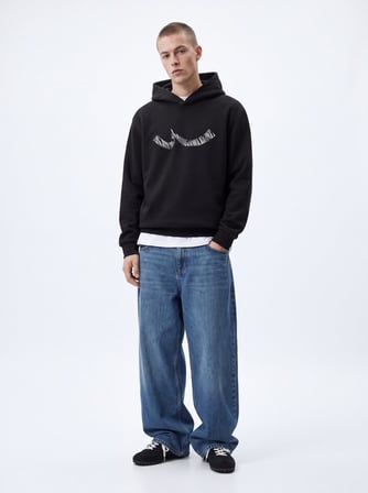 Regular Fit Sign Baskılı Kapüşonlu Siyah Sweatshırt