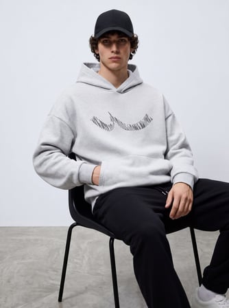 Regular Fit Sign Baskılı Kapüşonlu Gri Sweatshırt