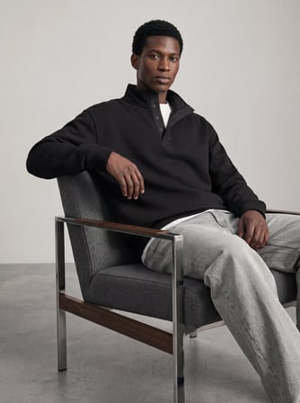 Regular Fit Dik Yaka Düğme Detaylı Siyah Sweatshırt