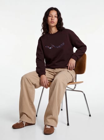Regular Fit Sign Baskılı Bisiklet Yaka Kahverengi Sweatshırt