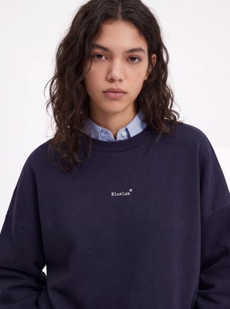 Relaxed Fit Minimal Yazı Baskılı Lacivert Sweatshırt