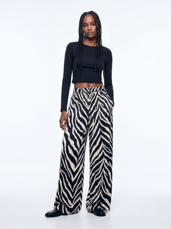 Zebra Desinli Geniş Paça Siyah Pantolon