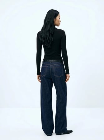 Slim Fit Boğazlı Yaka Siyah Sweatshırt