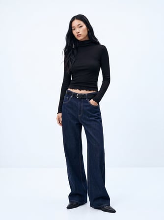 Slim Fit Boğazlı Yaka Siyah Sweatshırt