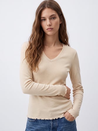Slim Fit V Yaka Uzun Kollu Beyaz Sweatshırt