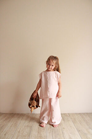 Pembe Çizgili Sırt Detaylı Müslin Takım