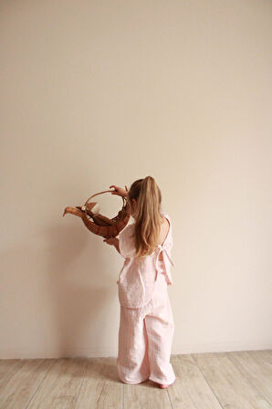 Pembe Çizgili Sırt Detaylı Müslin Takım