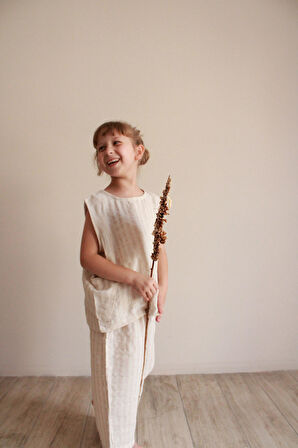 Bej Çizgili Asimetrik Cepli Müslin Takım