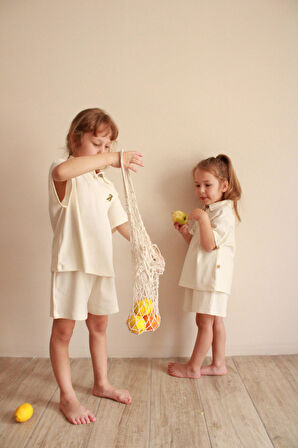 Zeytin Nakışlı Polo Yaka Şortlu Takım