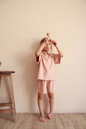 Yaprak Nakışlı Polo Yaka Şortlu Takım