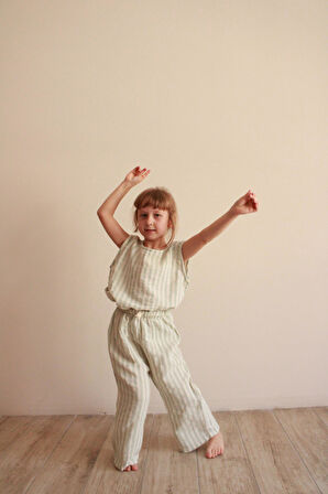 Yeşil Çizgili Asimetrik Cepli Müslin Takım