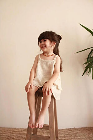 Bej Çizgili Volanlı Kız Askılı ve Şort Takım