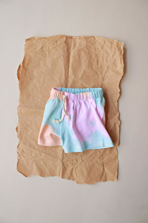 Batik Desenli Basic Şort