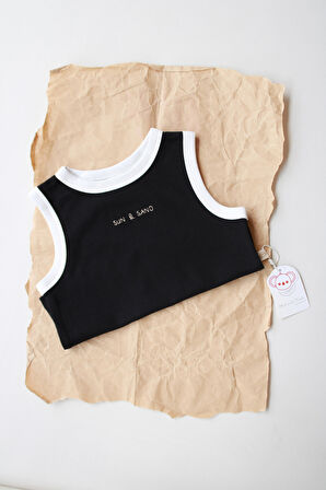 Siyah Nakışlı Biyeli Atlet