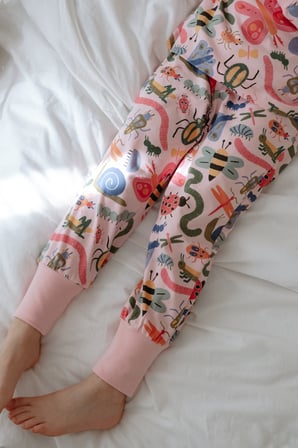  Renkli Böcek Desenli Pijama Alt