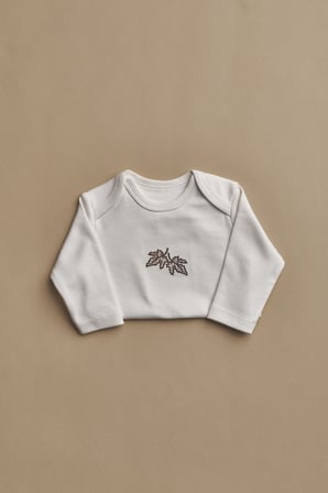 Yaprak Nakışlı Uzun Kollu Çıtçıtlı Bebek Body