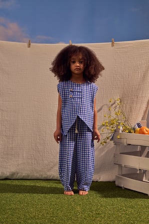 Mavi Daisy Picnic Serisi Asimetrik Yelekli Takım
