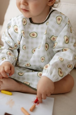 Avokado Uzun Kollu Sıvı Geçirmez Aktivite Önlük (6-36 Ay)