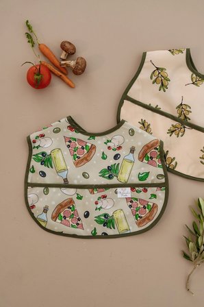 Zeytin ve Pizza Temalı 2li Sıvı Geçirmez Mama Önlüğü 6-36 AY