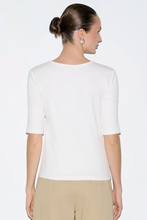 Mavi M1613852-70051 Düğme Detaylı T-Shirt Kadın Tişört