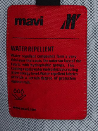 Mavi M0110853-71379 Mavi Pro-Tech Su İtici Kapüşonlu Erkek Mont