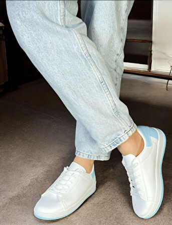 Kadın Sneaker AIR22