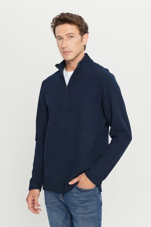 Pamuklu Slim Fit Dar Kesim Bato Yaka Uzun Kollu Tişört