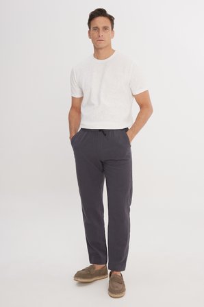 %100 Pamuk Slim Fit Dar Kesim Beli Bağlamalı Yan Cepli Pantolon