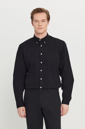 Comfort Fit Rahat Kesim Düğmeli Yaka Kadife Gömlek