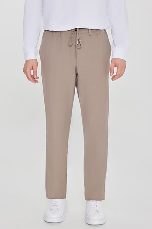Slim Fit Dar Kesim Beli Bağlamalı Yan Cepli Pantolon