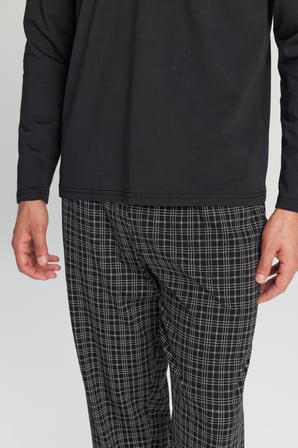 %100 Pamuk Standart Fit Hakim Yaka Desenli Cepli Pijama Takımı