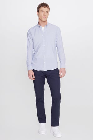 Pamuklu Tailored Slim Fit Dar Kesim Düğmeli Yaka Armürlü Gömlek