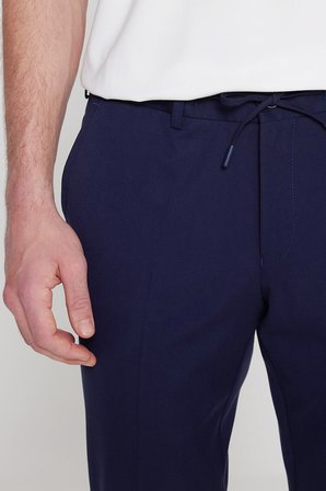 Slim Fit Dar Kesim Beli Bağlamalı Yan Cepli Casual Esnek Pantolon
