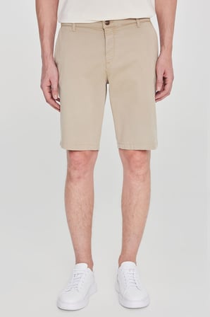 Pamuklu Slim Fit Dar Kesim Yan Cepli Esnek Şort