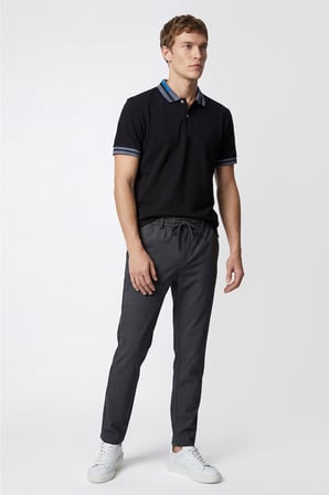 Jogger Slim Fit Dar Kesim Yan Cepli Beli Bağlamalı Pantolon