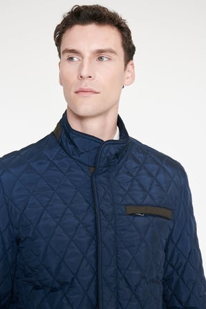 Standart Fit Normal Kesim Dik Yaka Yan Cepli Overcoat