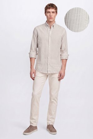 %100 Pamuk Comfort Fit Rahat Kesim Düğmeli Yaka Çizgili Gömlek