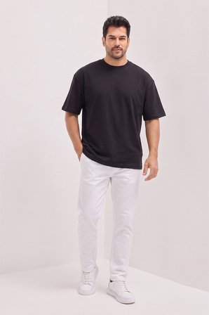 Pamuklu Nefes Alan Terletmez Oversize Fit Rahat Kesim Bisiklet Yaka Tişört