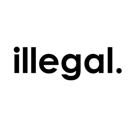 İllegal Araba Sticker 17x17 Cm Siyah