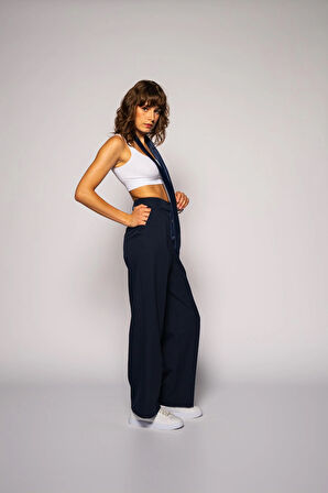 Kadın Lacivert Bol Paça Pileli Pantolon