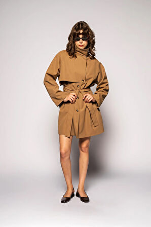 Kadın Camel Rüzgarlıklı Dik Yaka Trençkot