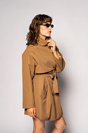 Kadın Camel Rüzgarlıklı Dik Yaka Trençkot