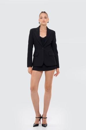 Kadın Siyah Vücuda Oturan Klasik Blazer