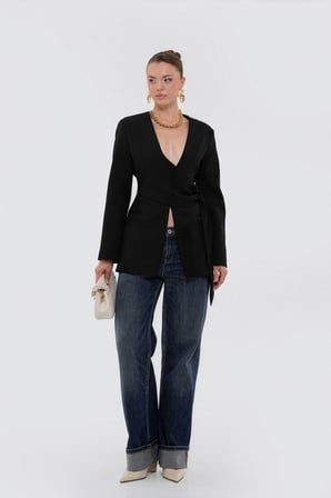 Kadın Siyah Beli Büzgülü Blazer