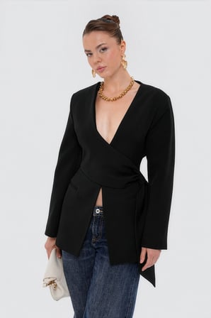Kadın Siyah Beli Büzgülü Blazer