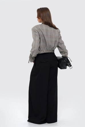 Kadın Kahverengi Dik Yaka Ekoseli Slim Fit Crop Ceket
