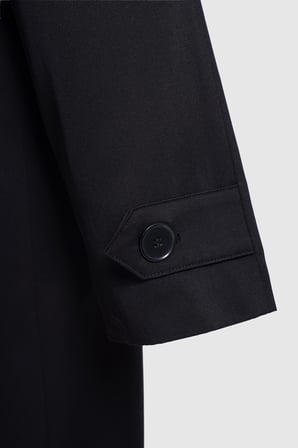 Kadın Siyah Oversize Kuşaklı Trençkot