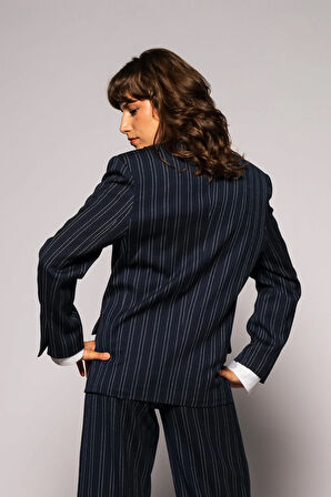 Kadın Lacivert Çizgili Oversize Blazer