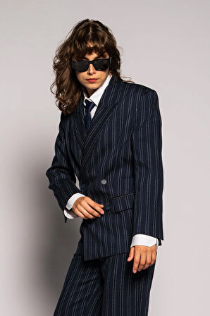 Kadın Lacivert Çizgili Oversize Blazer