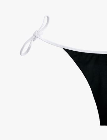 Kontrast Detaylı İpli Bikini Altı